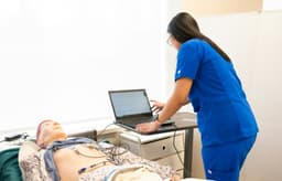 How Virtual Simulations Work in Australian Online Nursing Education